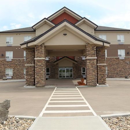 Prairie Moon Inn & Suites Macklin Exterior photo